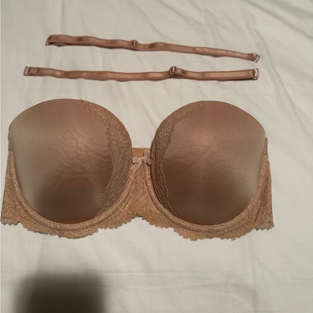Victoria secret strapless versatile bra